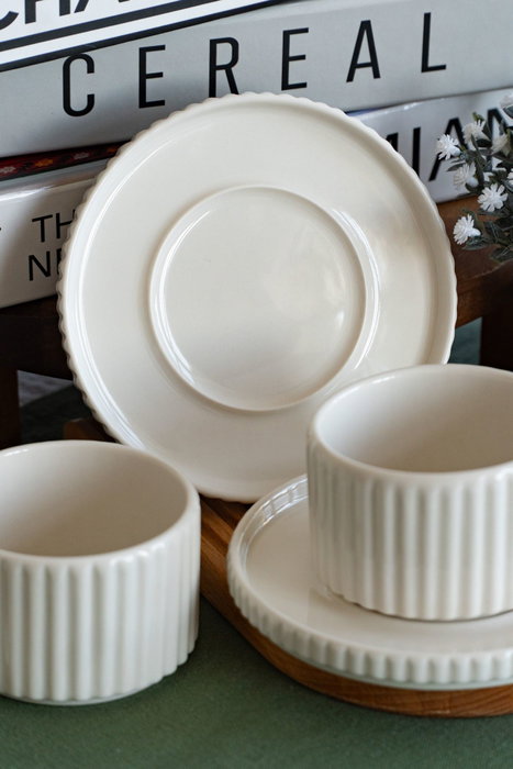 Hermia Satürn 4 Juego de tazas de té de porcelana (4 piezas) Hermia Satürn 4 Juego de tazas de té de porcelana (4 piezas)